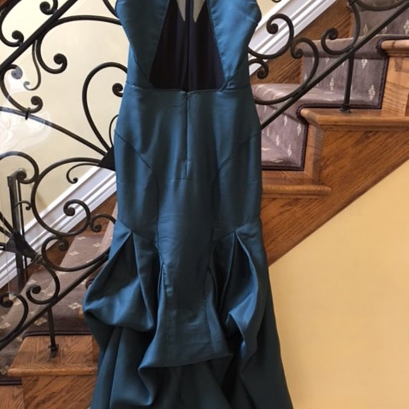 J Mendel Green Trumpet Evening Dress Gown Beads Sheer Seams Train Sz 10 Nice - Picture 10 of 11